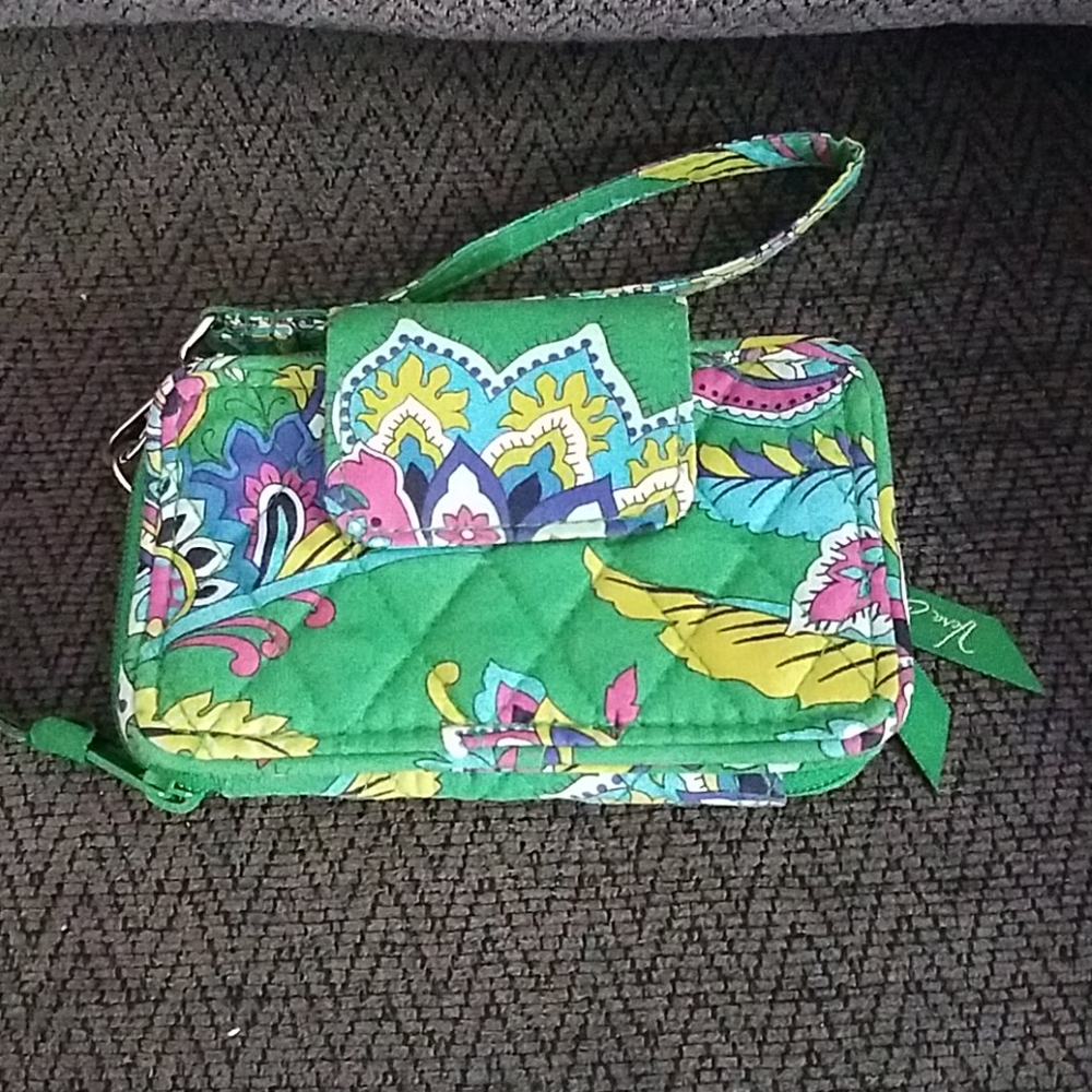 Vera Bradley Emerald Paisley Wristlet